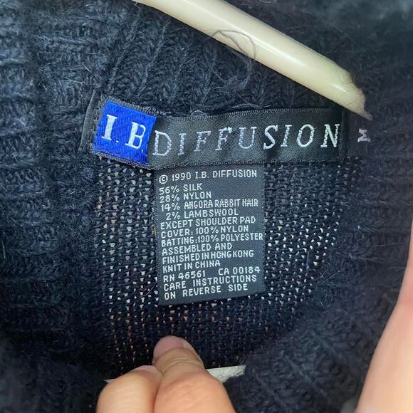 Vintage 90s I.B Diffusion Sequined argyle black and red turtleneck sweater sz M - Picture 5 of 6